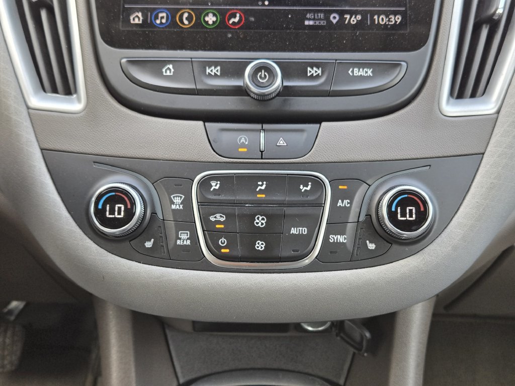 Used 2024 Chevrolet Malibu LT FWD image 24