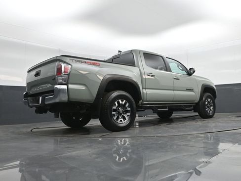 Used 2023 Toyota Tacoma TRD Off-Road image 32