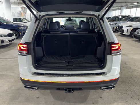 Used 2024 Volkswagen Atlas SE FWD image 14
