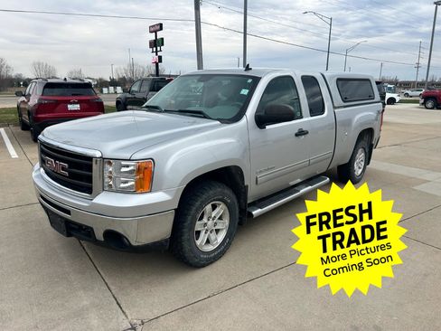 Used 2011 GMC Sierra 1500 SLE w/ Power Tech Package image 2