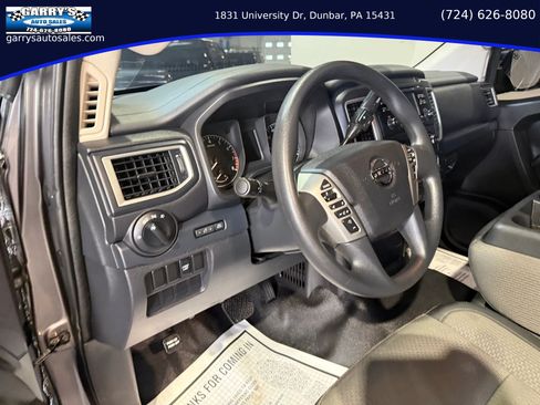 Used 2018 Nissan Titan S AWD/4WD image 13