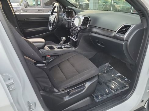 Used 2021 Jeep Grand Cherokee Freedom Edition image 13