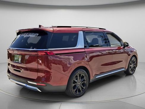 Used 2022 Kia Carnival SX FWD image 7