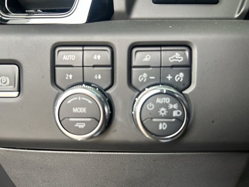 Used 2023 GMC Sierra 1500 AT4X AWD/4WD image 24