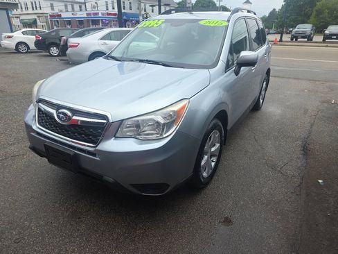 Used 2015 Subaru Forester 2.5i Premium AWD/4WD image 4
