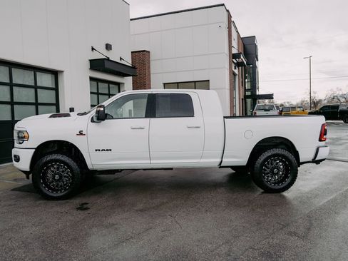 Used 2024 RAM 3500 Laramie w/ Night Edition image 5
