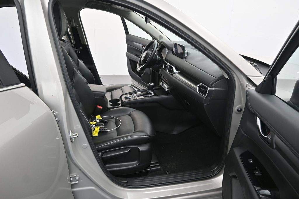 Used 2025 MAZDA CX-5 AWD 2.5 S w/ Select Package image 16