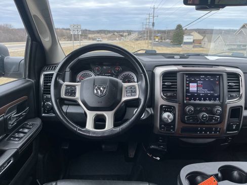 Used 2018 RAM 1500 Laramie w/ Convenience Group image 18