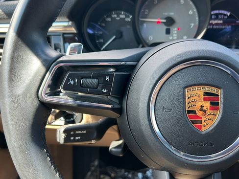 Used 2022 Porsche Macan S AWD/4WD image 19