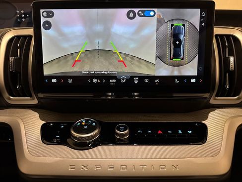 New 2025 Ford Expedition Max Active image 8