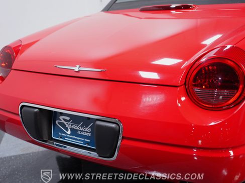 Used 2003 Ford Thunderbird RWD image 21