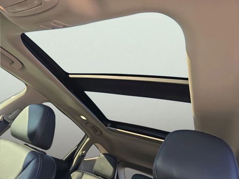 Used 2020 Nissan Murano Platinum w/ Cargo Package image 10