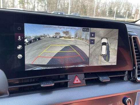 Used 2025 Kia Sportage SX image 30