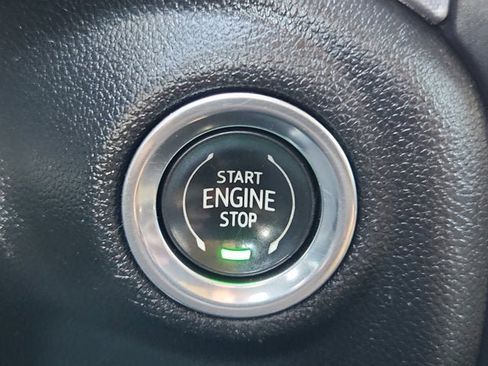 Used 2019 GMC Sierra 1500 SLE w/ SLE Value Package image 20