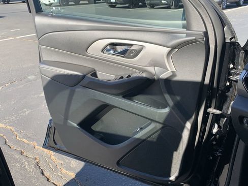 Certified 2023 Chevrolet Traverse LT AWD/4WD image 20