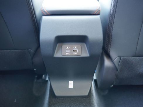 Used 2025 Subaru Crosstrek 2.5i Limited w/ Crosstrek Mirror Package image 17