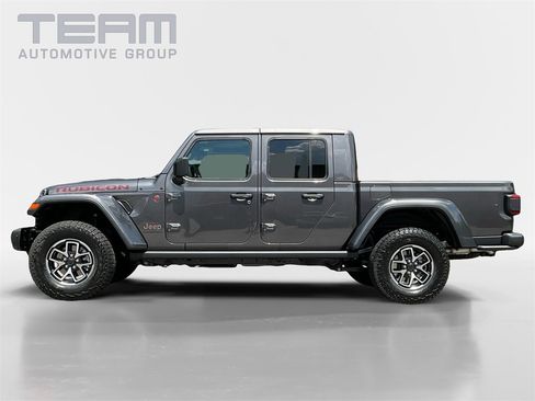 New 2025 Jeep Gladiator Rubicon image 4
