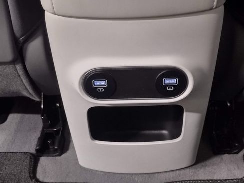 Certified 2024 Hyundai Ioniq 5 SEL AWD/4WD image 33