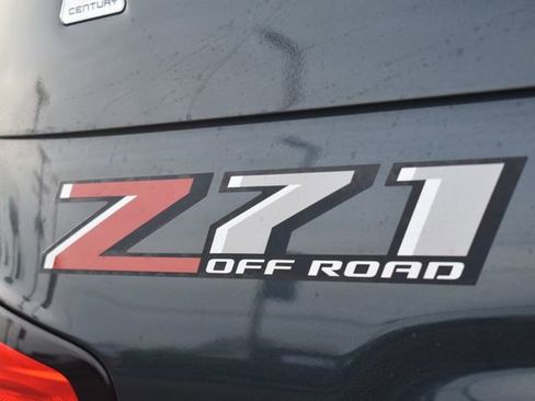 Used 2018 Chevrolet Silverado 1500 LT w/ All Star Edition image 13