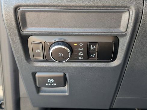 Used 2024 Ford F150 STX image 32