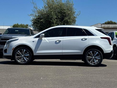 Used 2021 Cadillac XT5 Premium Luxury FWD image 9
