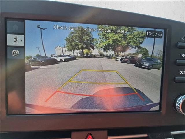 Used 2026 Hyundai Elantra SE FWD image 13