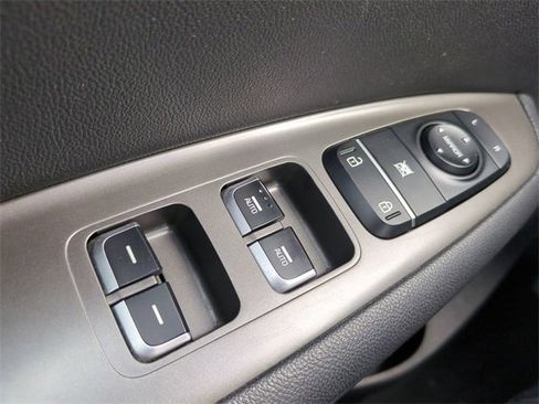 Used 2020 Kia Optima S image 21