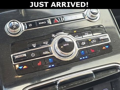 Used 2023 Lincoln Nautilus Black Label w/ Class II Trailer Tow Package image 21