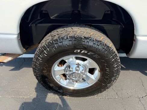 Used 2006 Dodge Ram 2500 Truck SLT AWD/4WD image 13