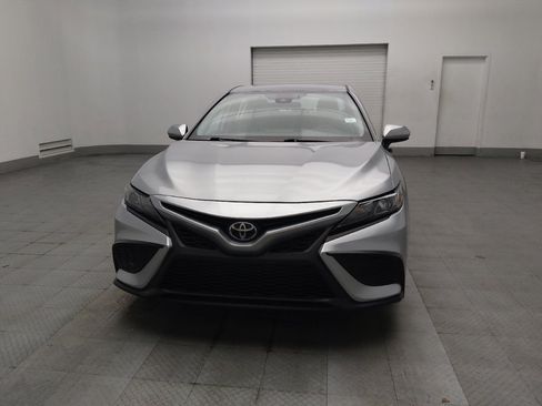 Used 2021 Toyota Camry SE FWD image 15