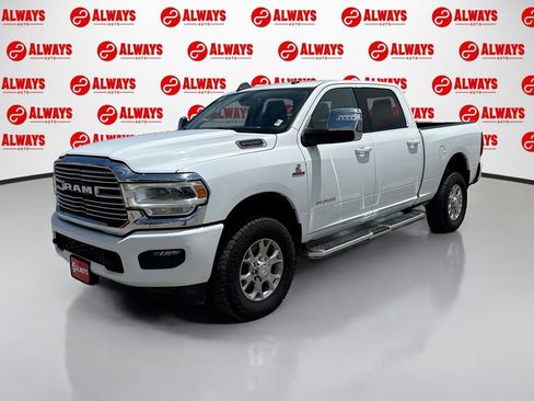 Used 2024 RAM 2500 Laramie AWD/4WD image 1