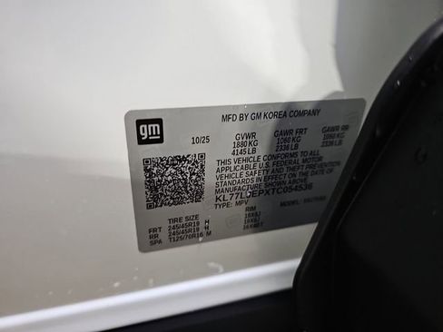 New 2026 Chevrolet Trax RS w/ Sunroof Package image 31