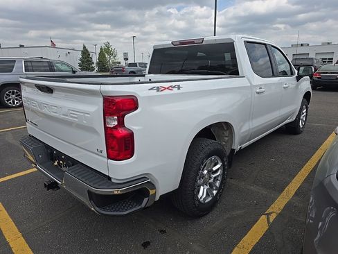 Certified 2023 Chevrolet Silverado 1500 LT AWD/4WD image 2