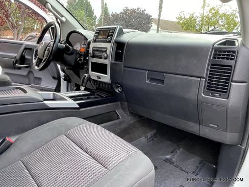 Used 2014 Nissan Titan PRO-4X image 16