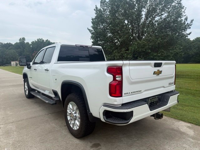 Used 2022 Chevrolet Silverado 2500 High Country AWD/4WD image 3