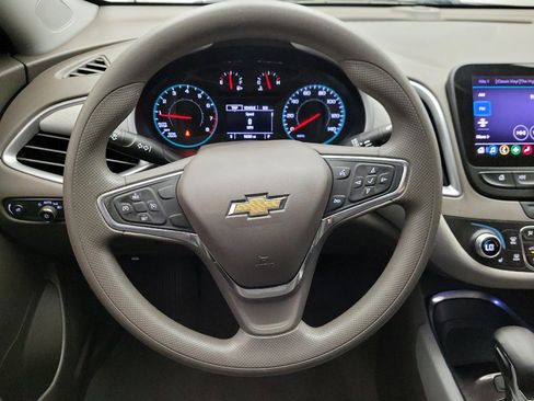 Used 2022 Chevrolet Malibu LT FWD image 22