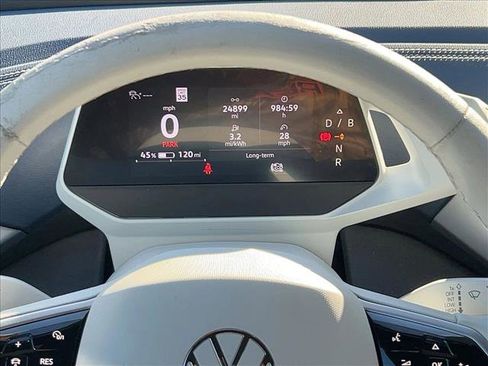Used 2023 Volkswagen ID.4 Pro S Plus image 11