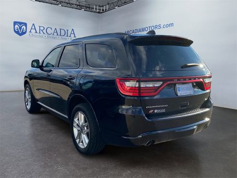 Used 2023 Dodge Durango GT image 3