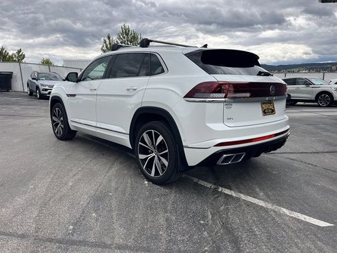 Used 2026 Volkswagen Atlas Cross Sport SEL Premium R-Line AWD/4WD image 12