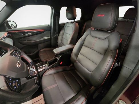 Certified 2025 Chevrolet TrailBlazer RS w/ Convenience Package image 12