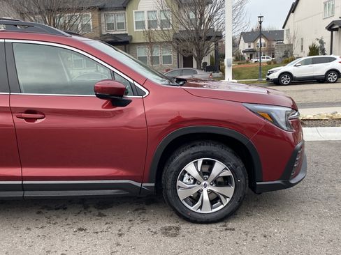 New 2025 Subaru Ascent Premium image 8