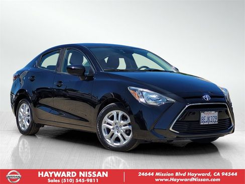 Used 2018 Toyota Yaris iA image 1