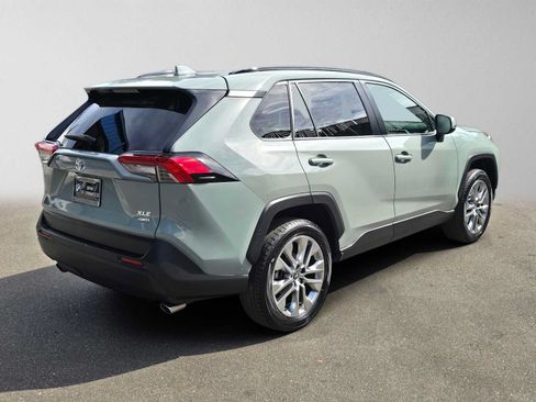 Used 2021 Toyota RAV4 XLE Premium AWD/4WD image 3