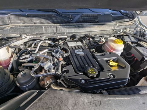 Used 2025 RAM 2500 Laramie image 34