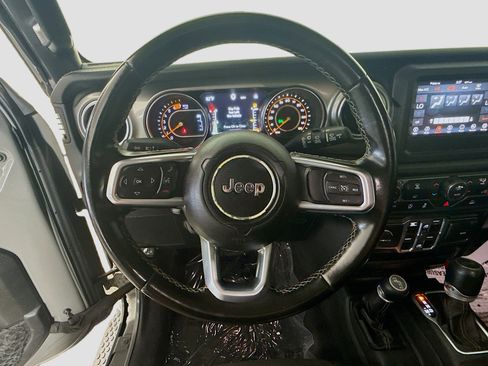 Used 2021 Jeep Wrangler Unlimited Sahara AWD/4WD image 13