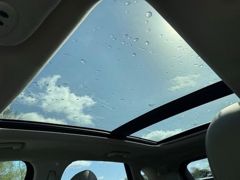 Used 2019 Ford Edge Titanium w/ Equipment Group 301A FWD image 44