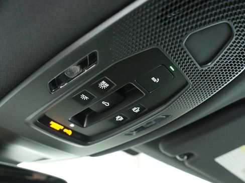 Certified 2025 Porsche Panamera 4 AWD/4WD image 35