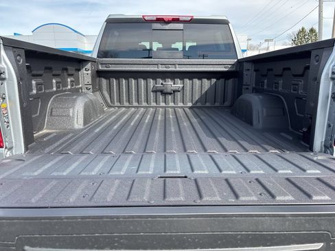 New 2026 Chevrolet Silverado 1500 LTZ w/ LTZ Premium Package AWD/4WD image 7