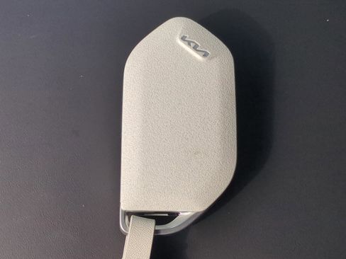 New 2026 Kia EV9 Light RWD image 21