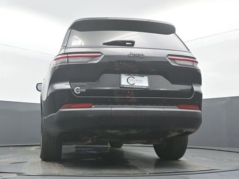 Used 2024 Jeep Grand Cherokee L Laredo AWD/4WD image 52